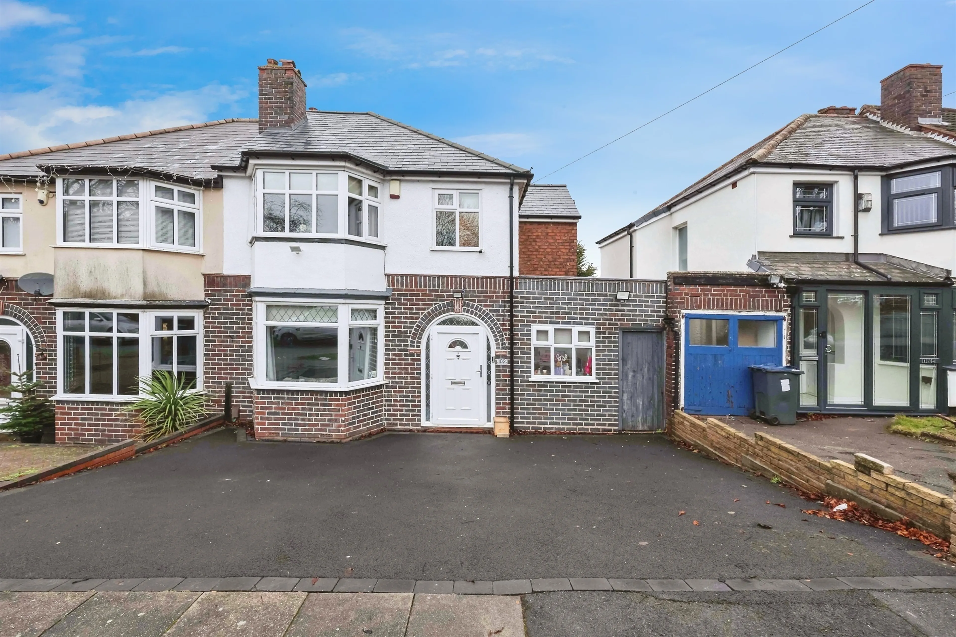 Property photo 0