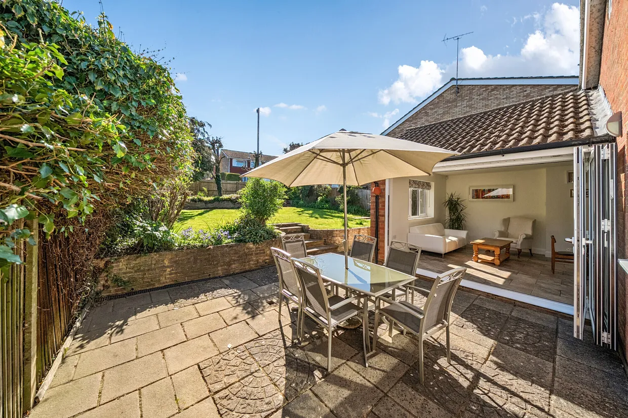 Penshurst Close, HARPENDEN, AL5 photo 2
