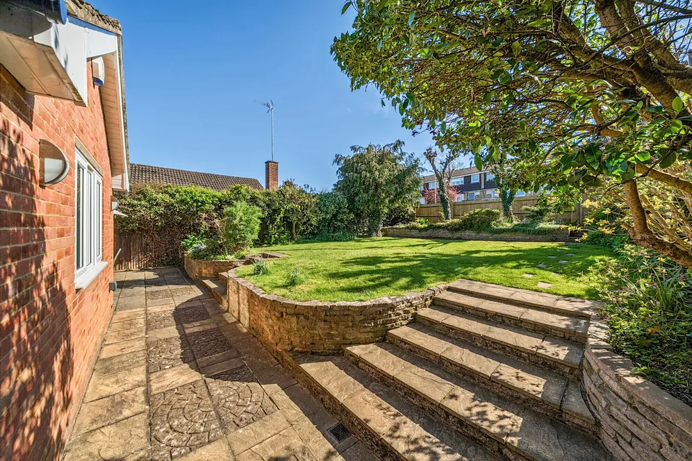 Penshurst Close, HARPENDEN, AL5 photo 9