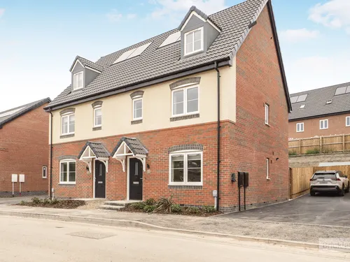 Bluebell Way, Shepshed, LOUGHBOROUGHphoto