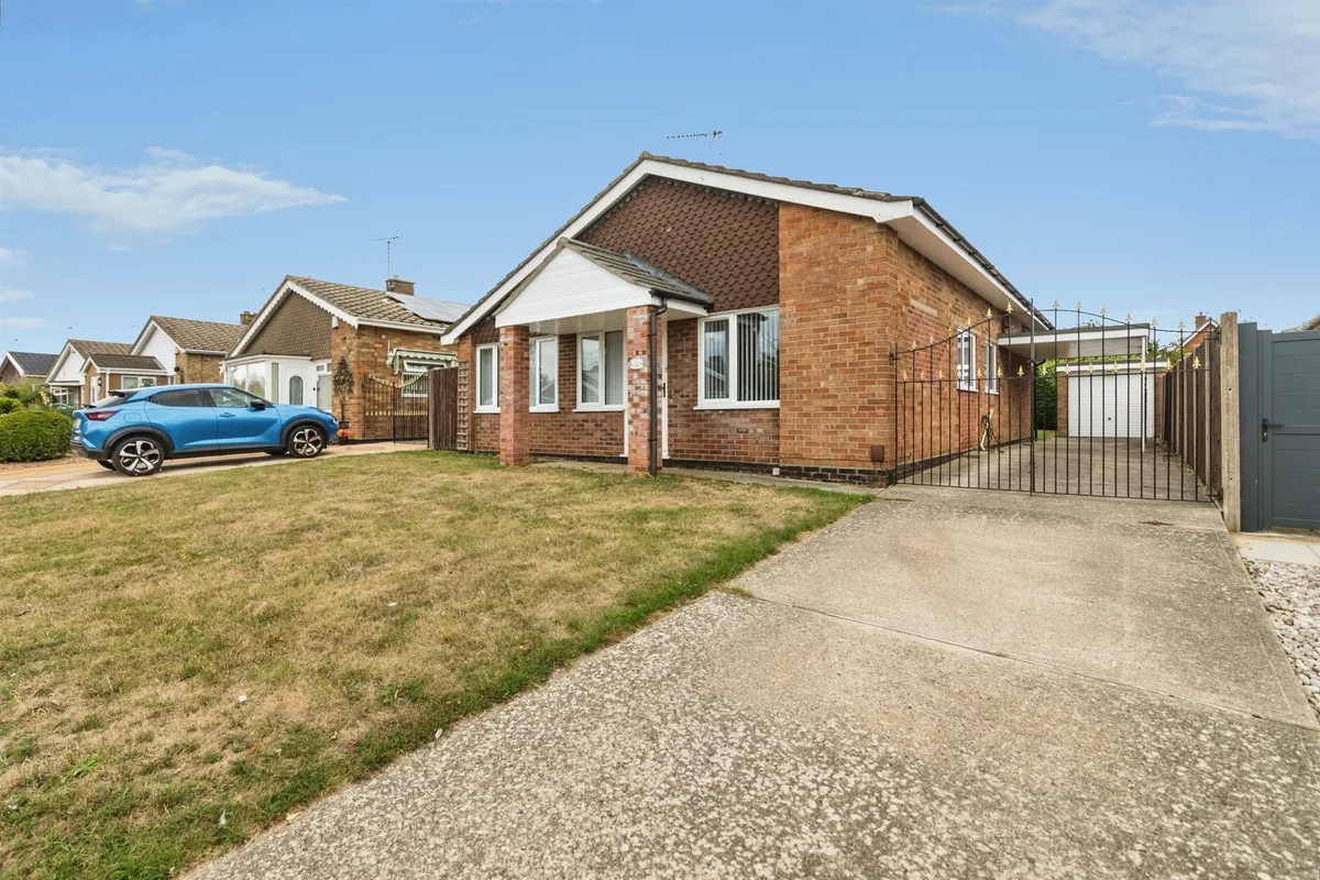Pennygate Drive, Lowestoft