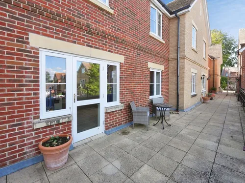 Chantry Court, Westburyphoto