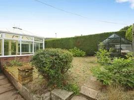 Maple Grove, Bawtry, DONCASTER thumb 3