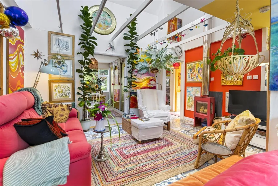 Property Image 4