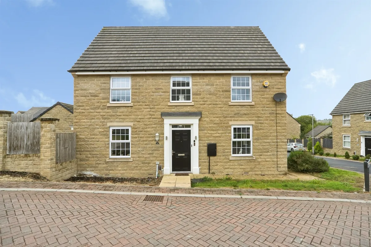 Hewenden Drive, Cullingworth, Bradford