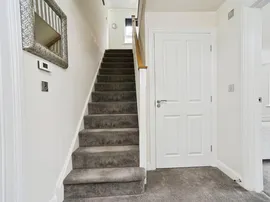 Hewenden Drive, Cullingworth, Bradford thumb 2