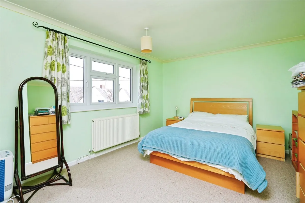 Meadow Lane, Shipton-under-Wychwood, Chipping Norton, Oxfordshire, OX7