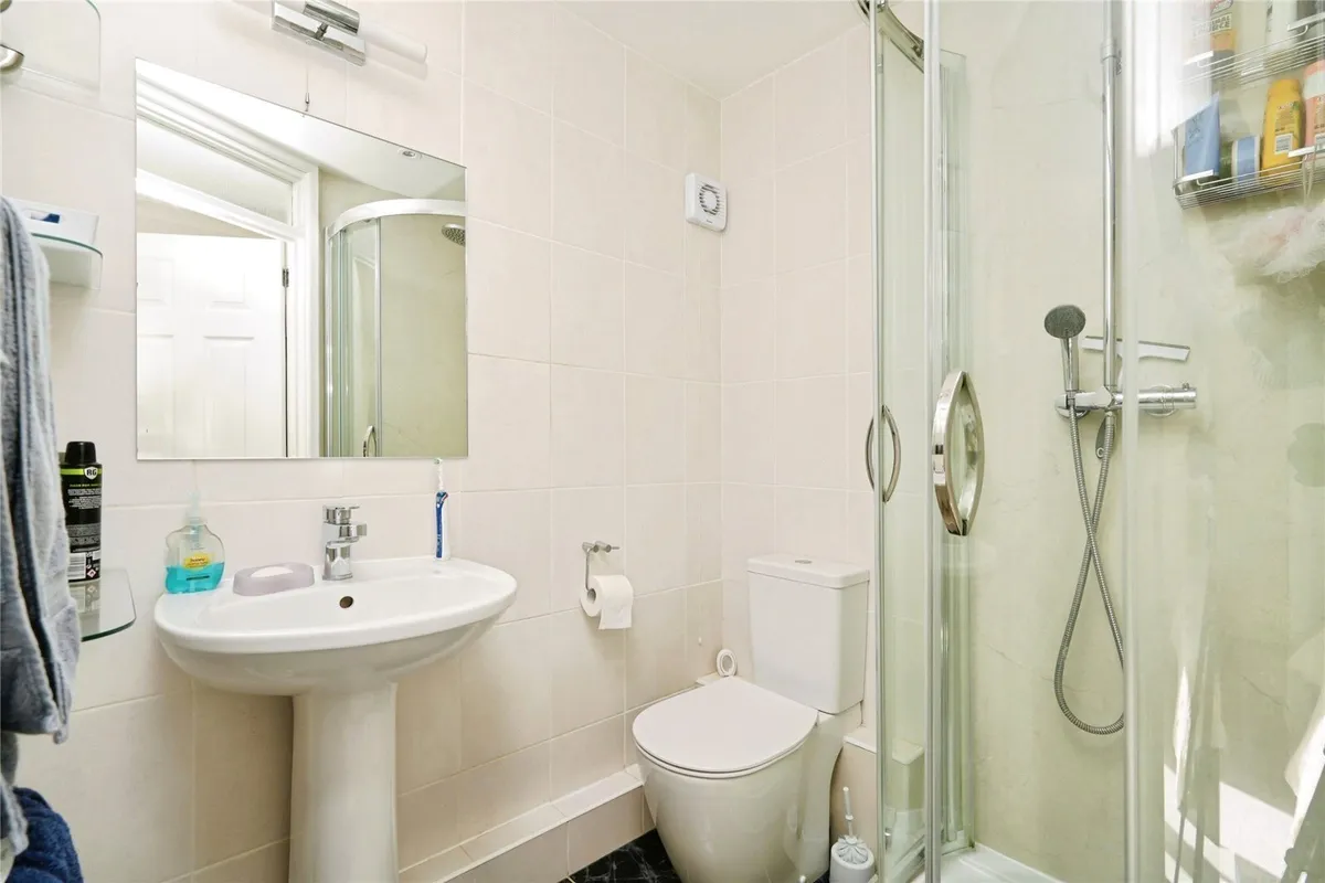 Meadow Lane, Shipton-under-Wychwood, Chipping Norton, Oxfordshire, OX7