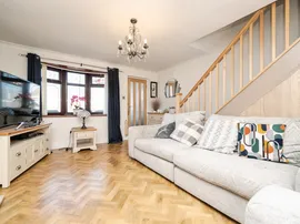 Raby Close, Tividale, OLDBURY thumb 2