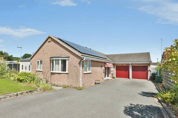 Whitebeam Way, Verwood, Dorset, BH31
