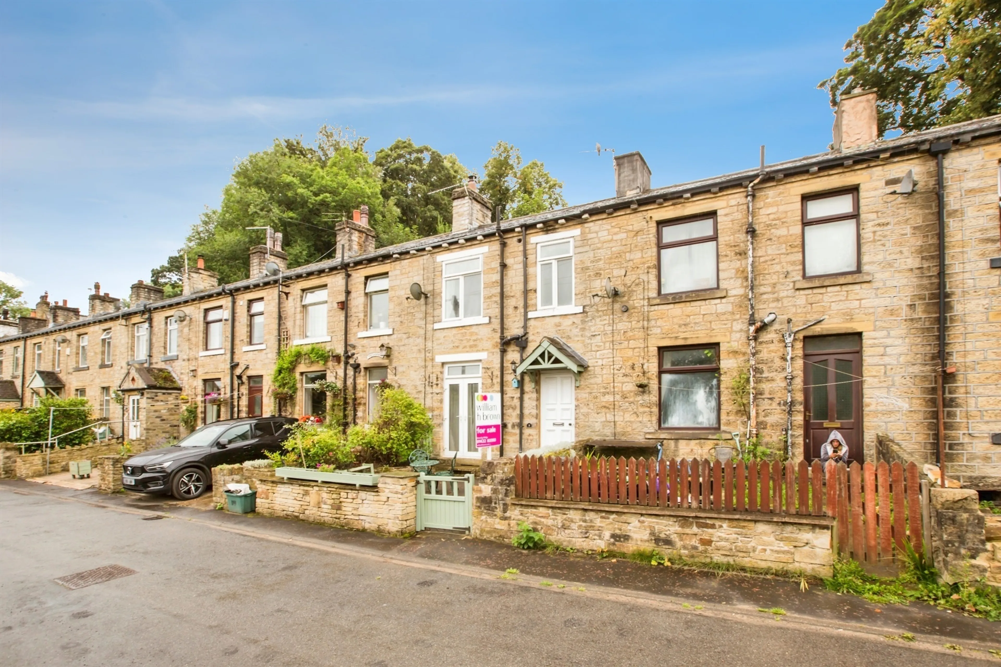 Property at Belle Vue Terrace, Luddendenfoot, Halifax