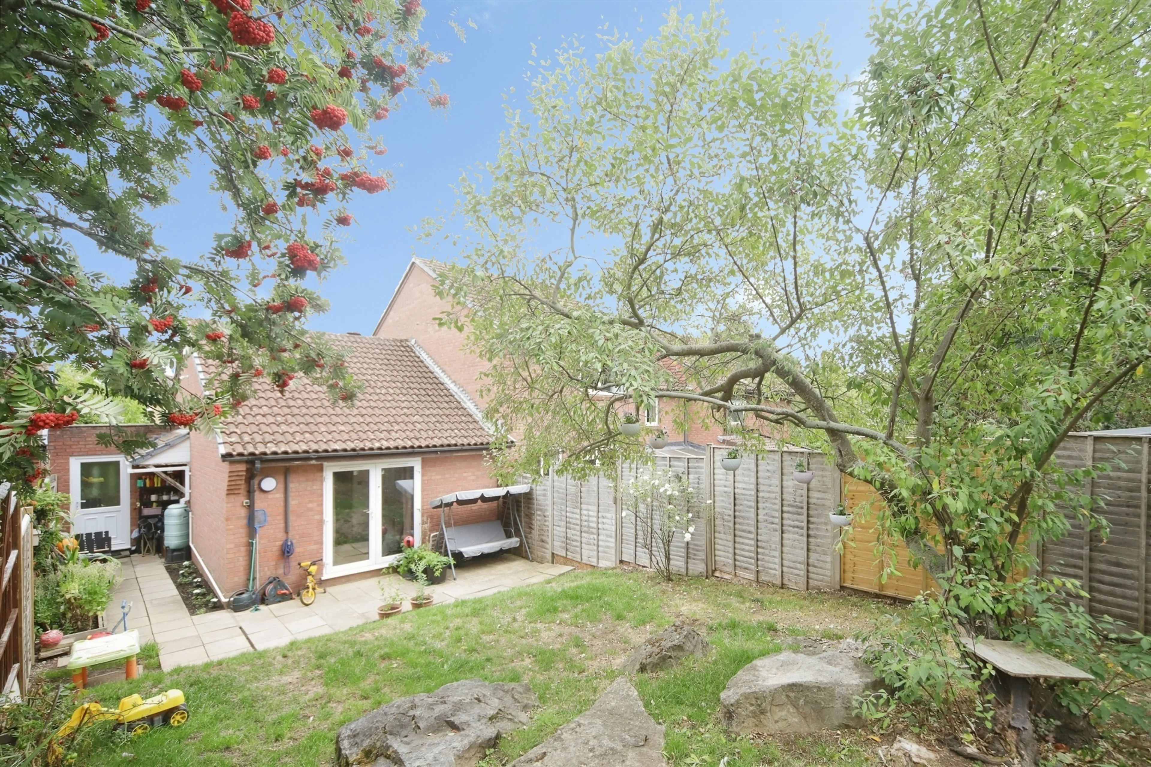 Property photo 0