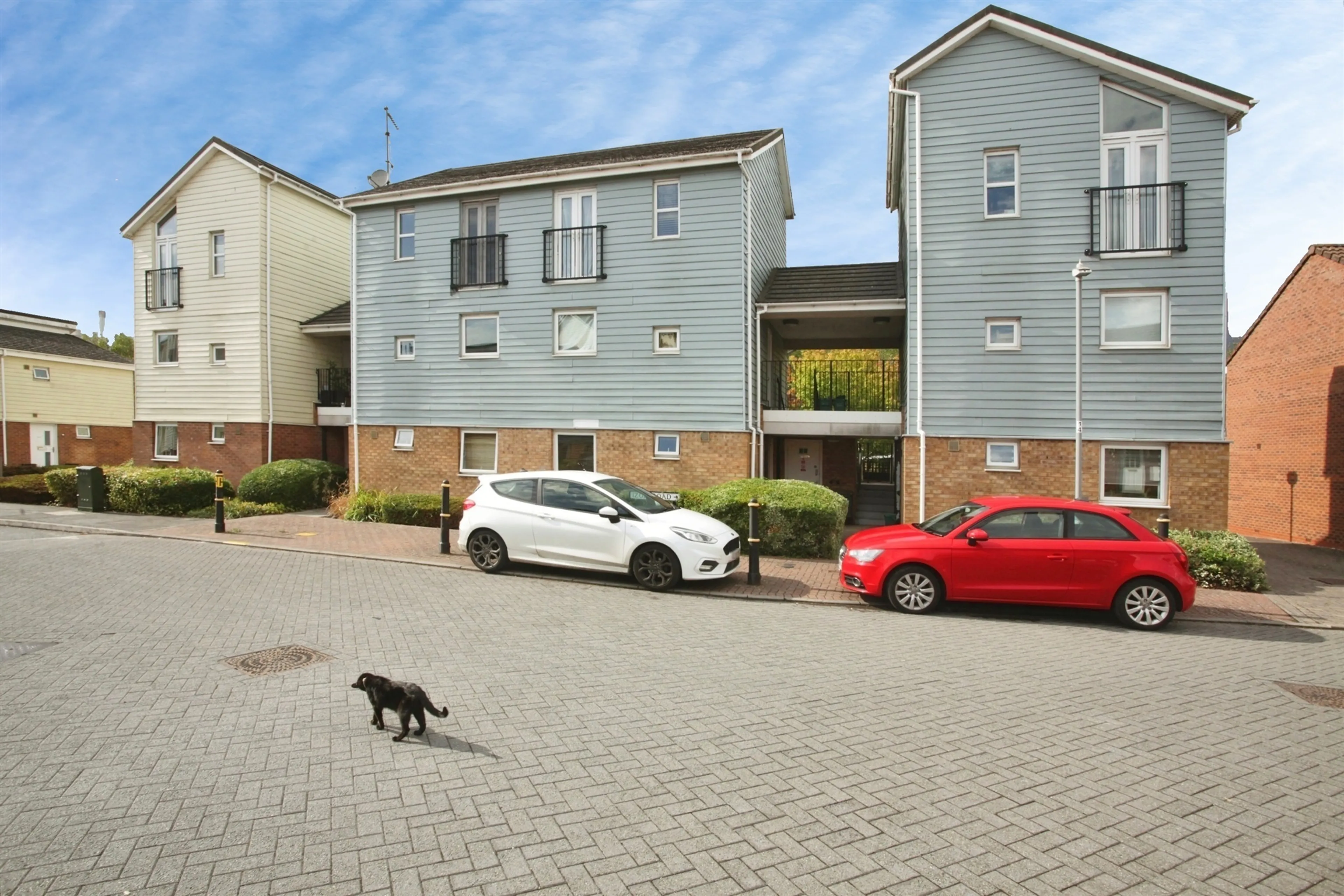 Property photo 0