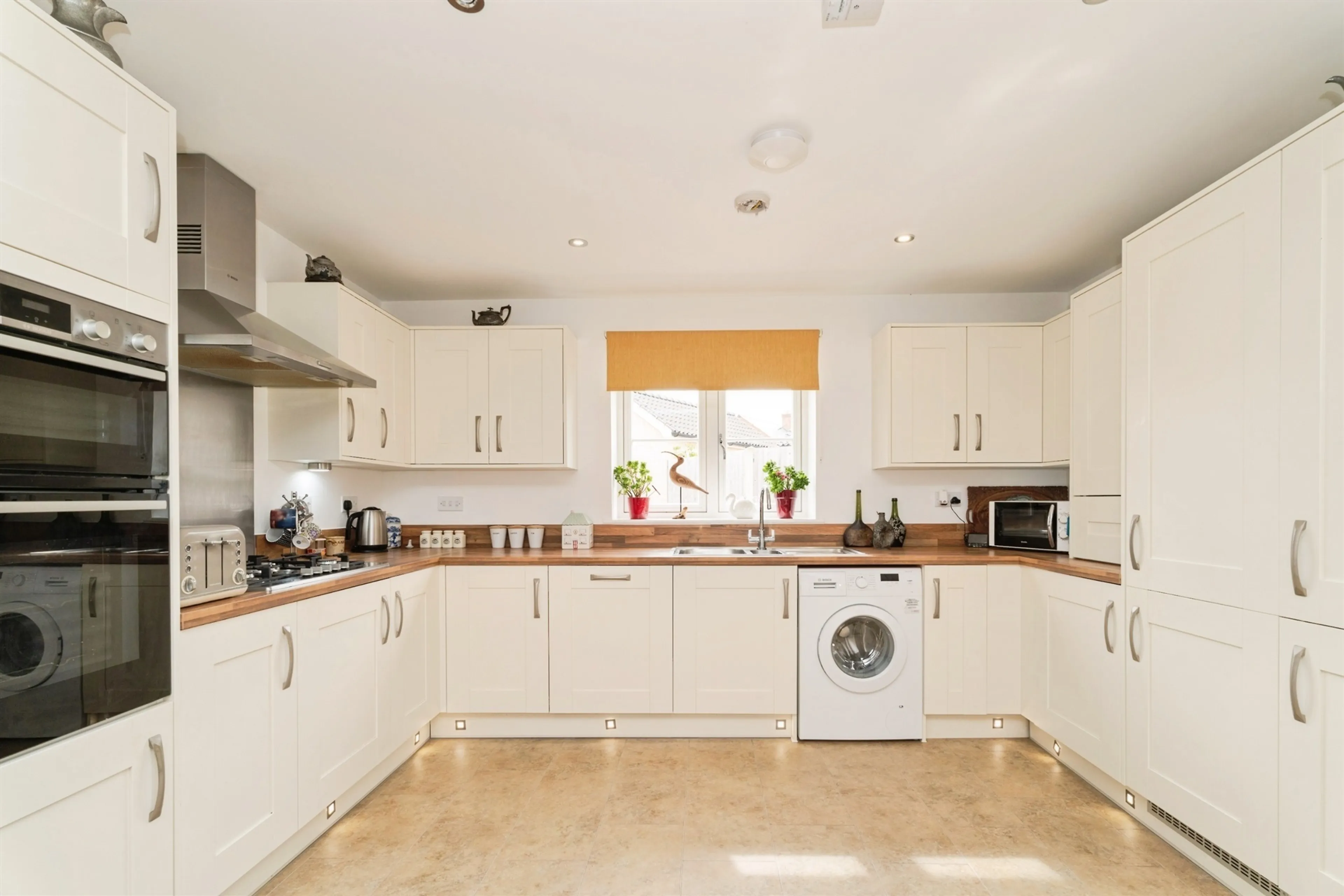 Property at Magpie Close, Holt