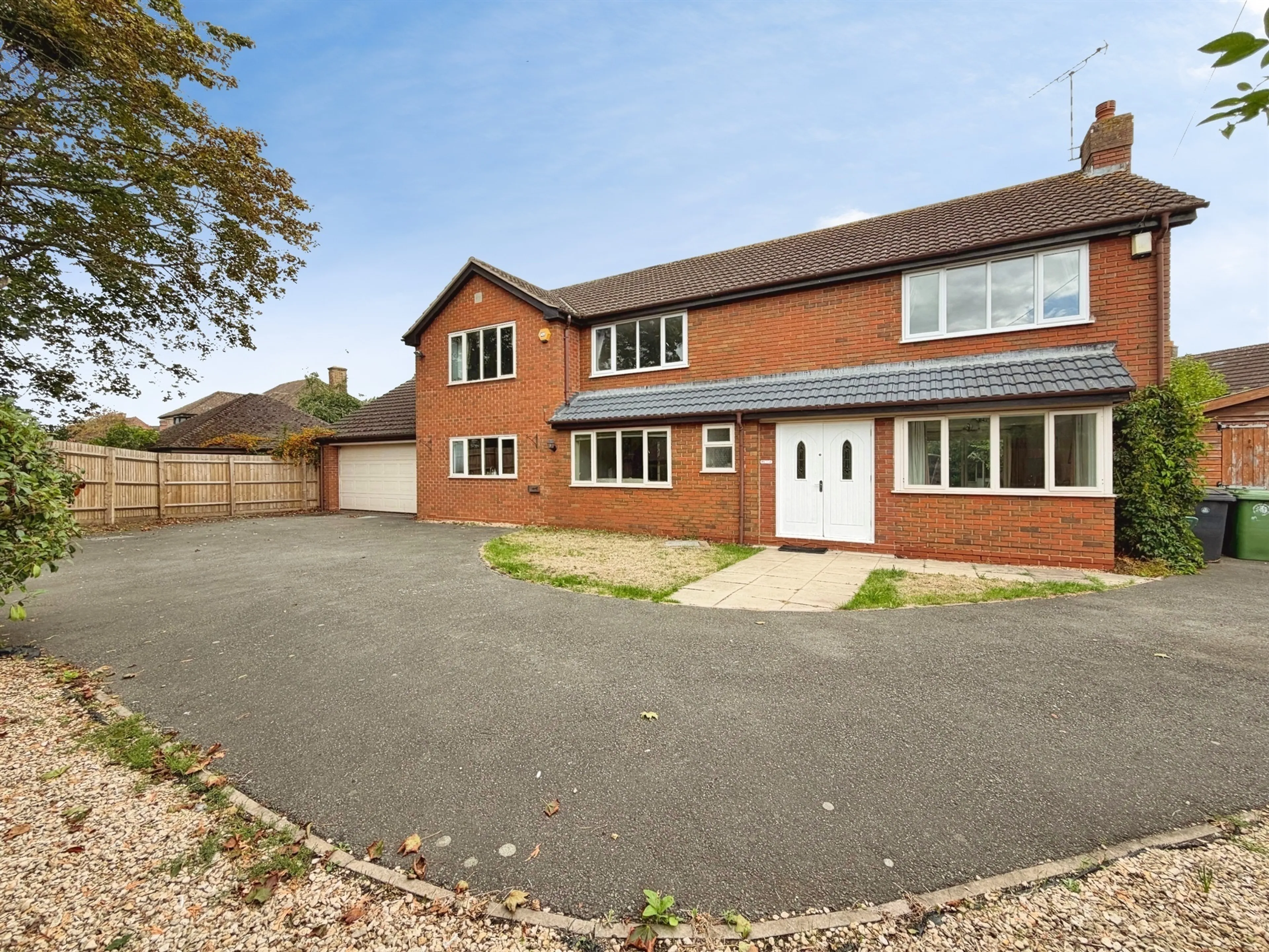 Property photo 0