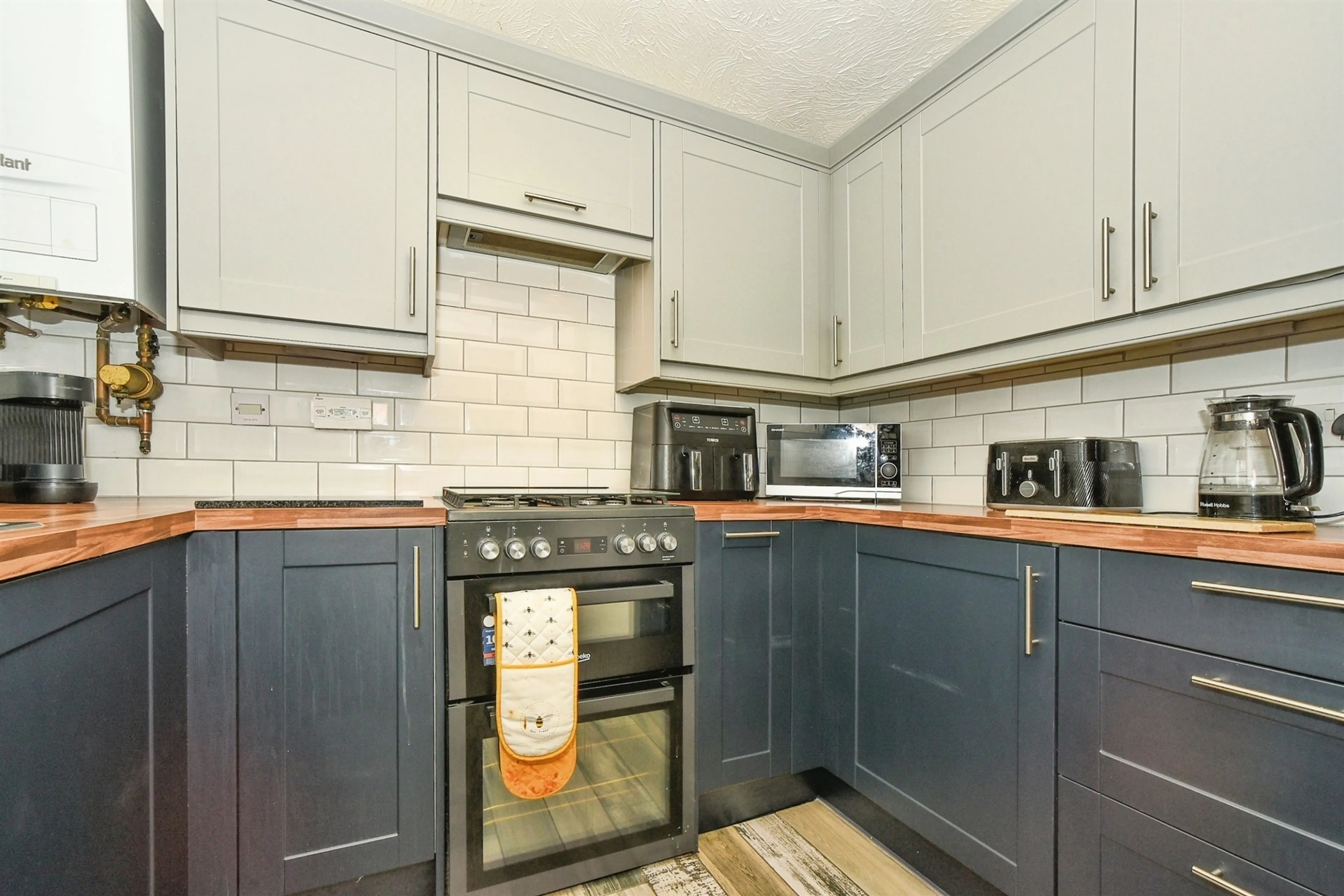 Property at Honeysuckle Close, CALNE