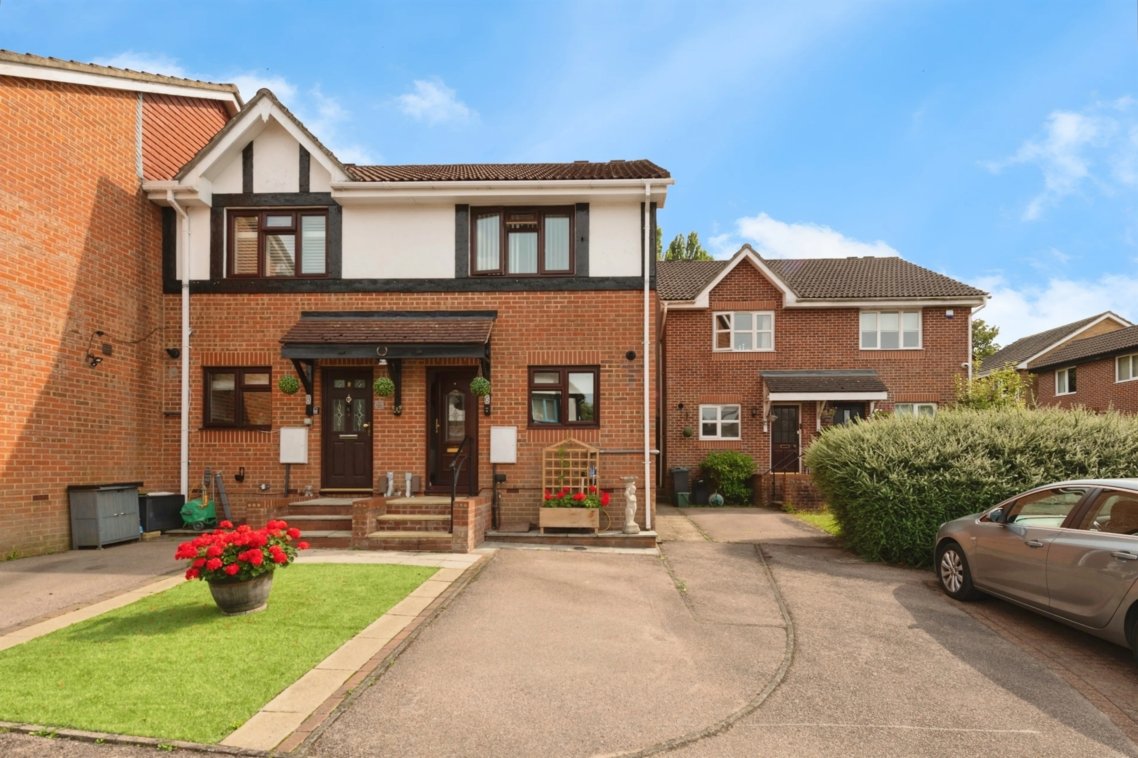 Property photo 0
