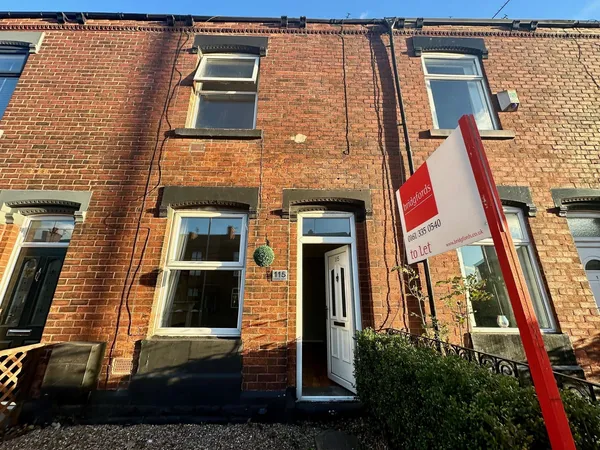 Cheetham Hill Road, Dukinfield, SK16