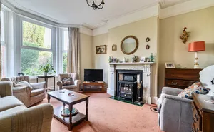Lower Brimley Close, Teignmouth, Devon, TQ14 photo