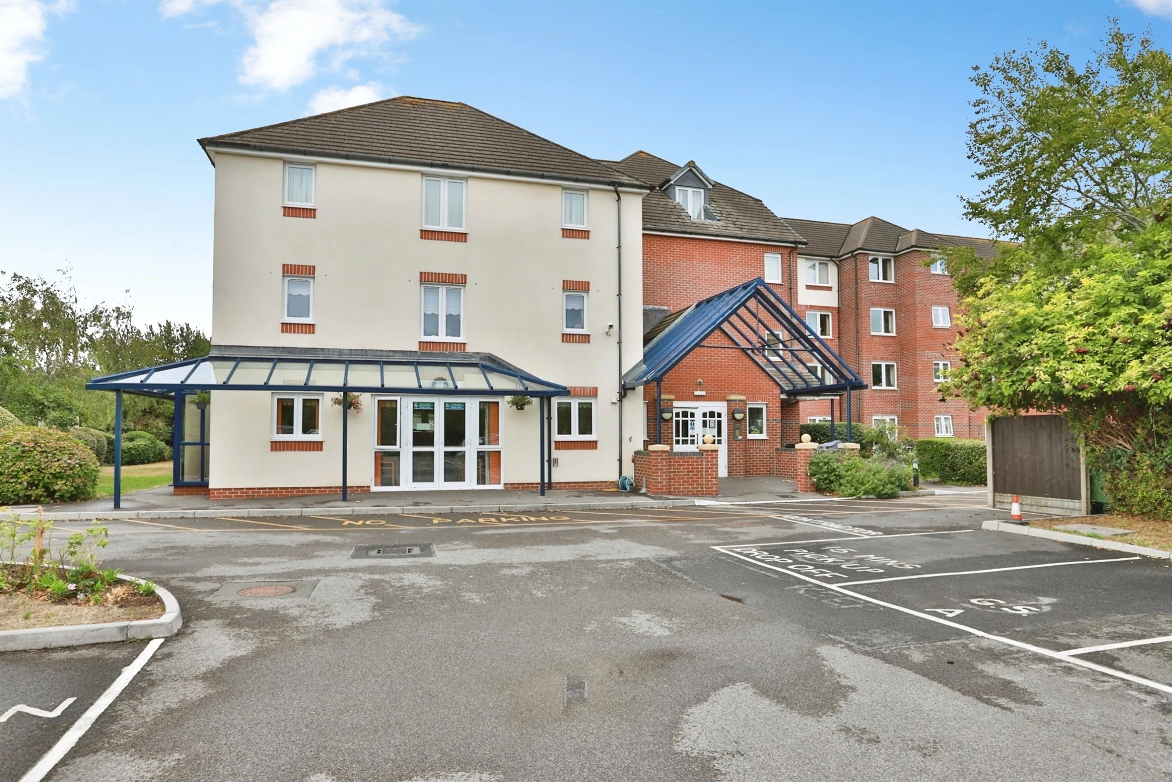 Property photo 8