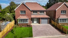 Oak House Bell Lane, Brookmans Park, AL9 photo 2