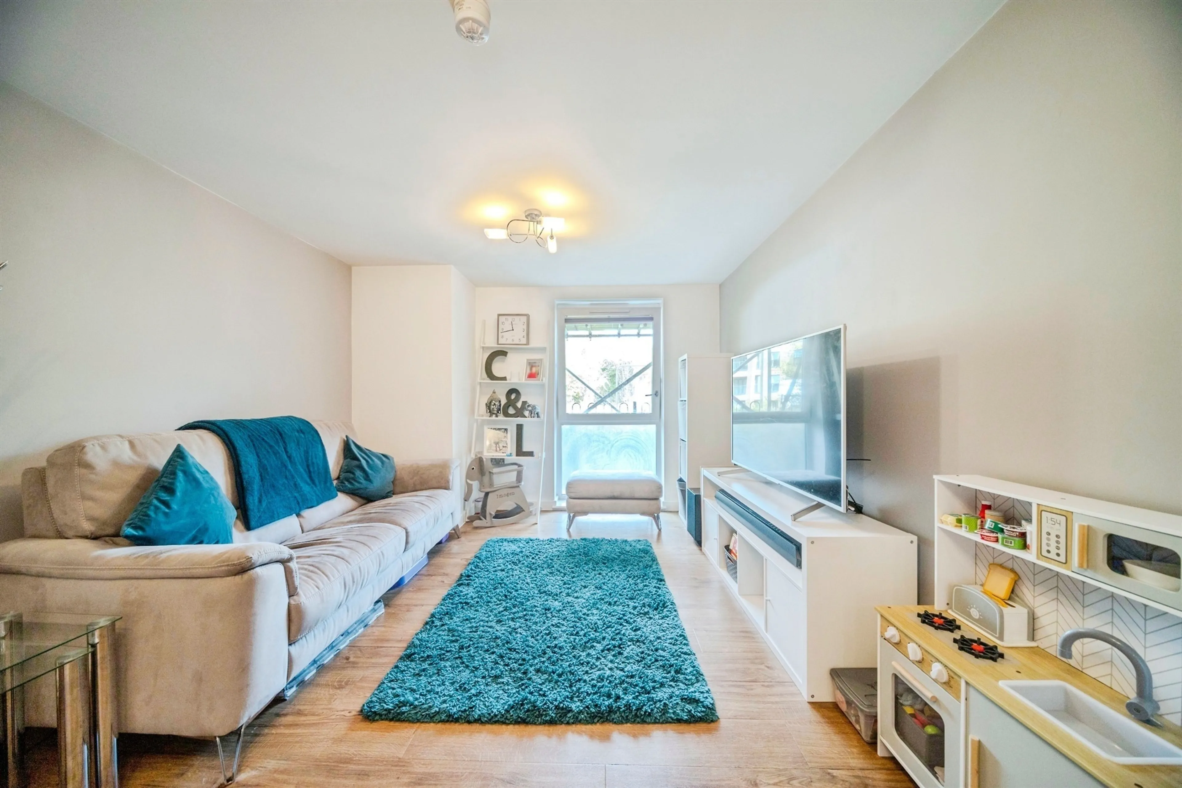 Property at Atlas Way, Oakgrove, Milton Keynes