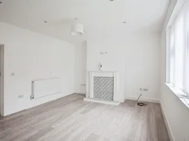 Newstead Drive, Fitzwilliam, Pontefract thumb 3