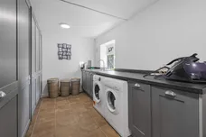 Tylers Green, Cuckfield, RH17 photo 3