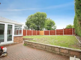 Springwell Court, Tingley, Wakefield thumb 2