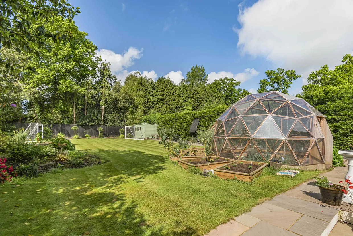 Tylers Green, Cuckfield, RH17 photo 13