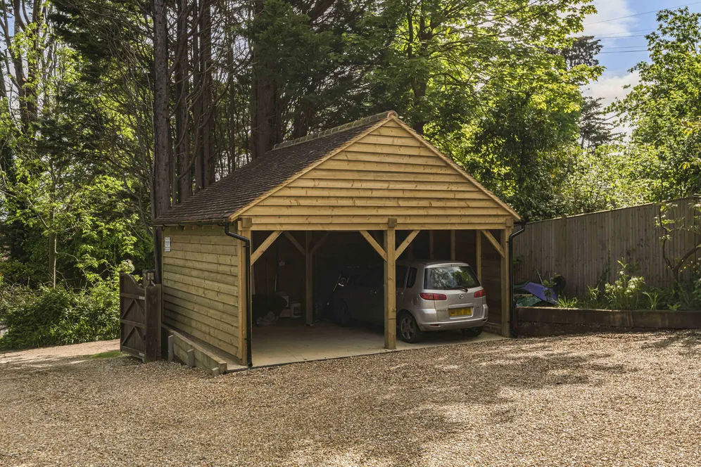 Tylers Green, Cuckfield, RH17 photo 15