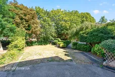Egmont Road, Sutton