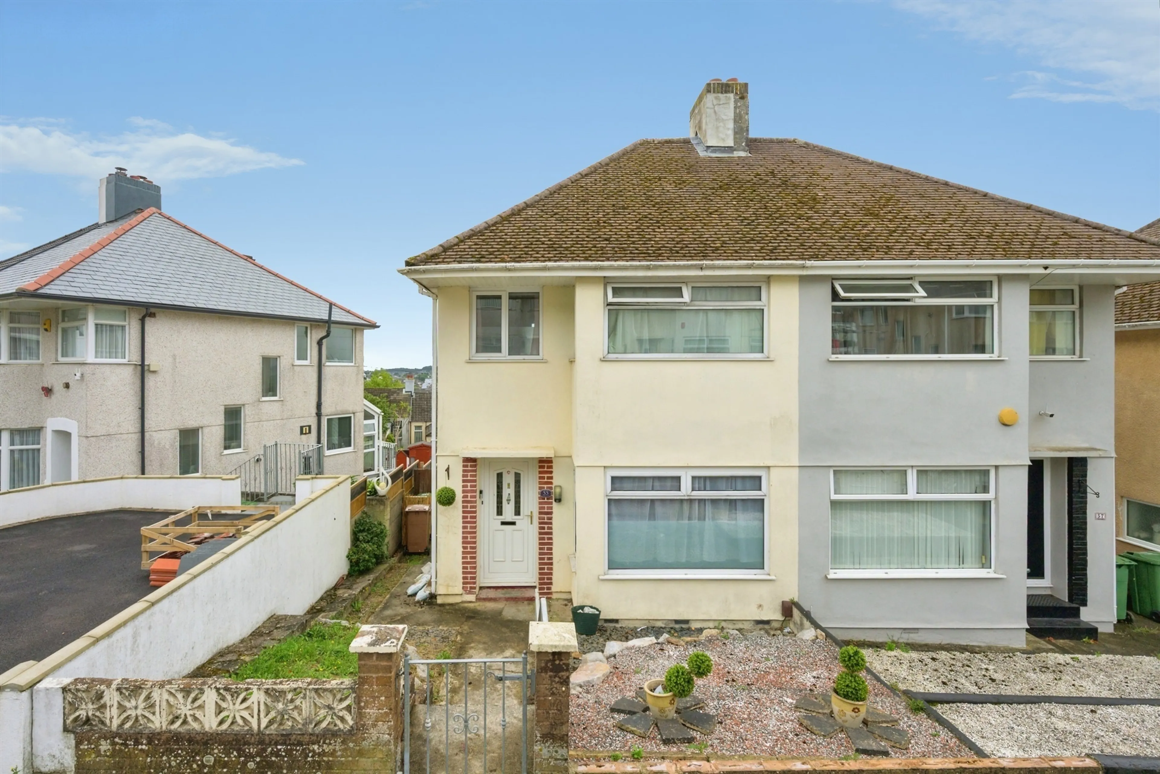 Property photo 0