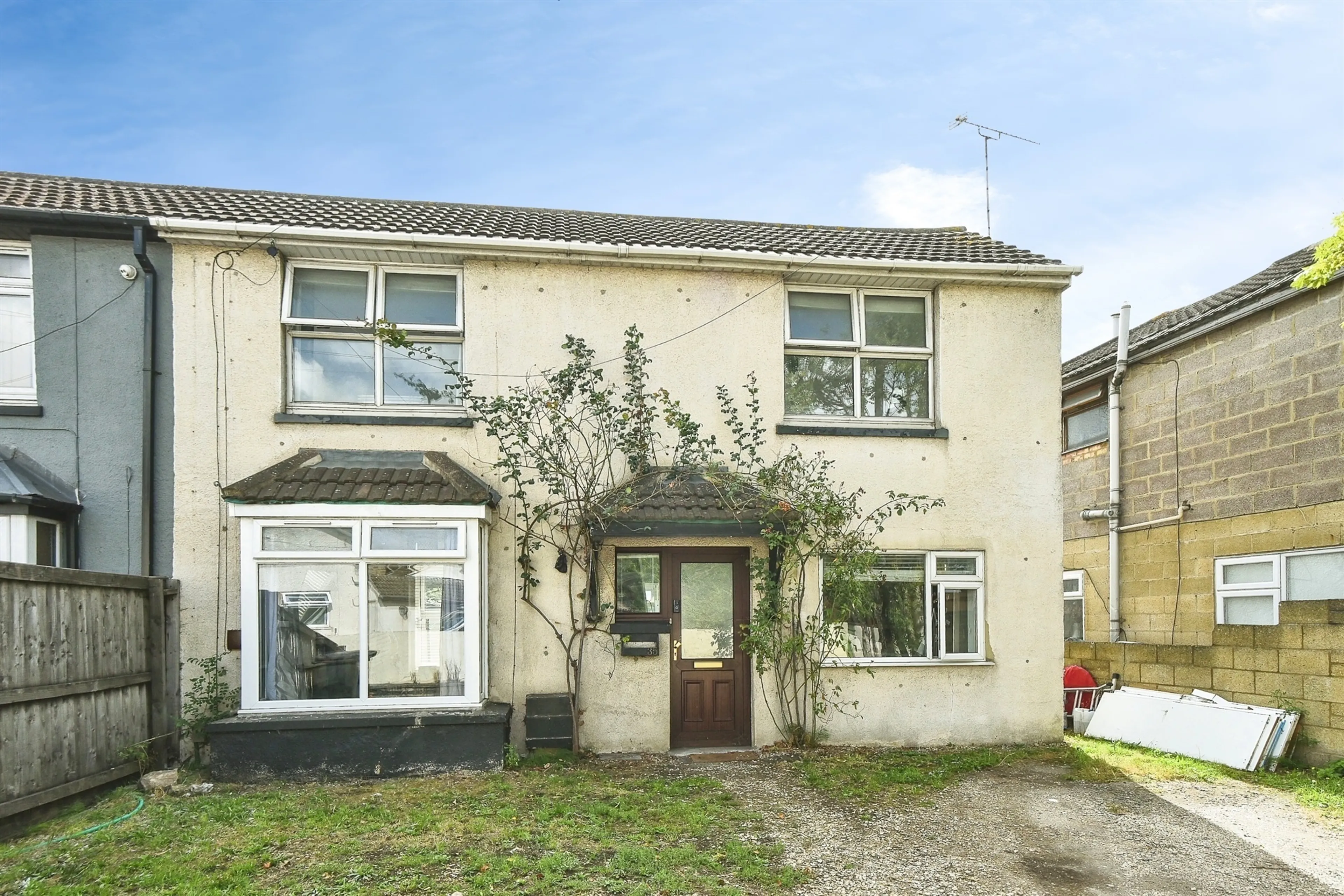 Property at Bridge End Road, SWINDON