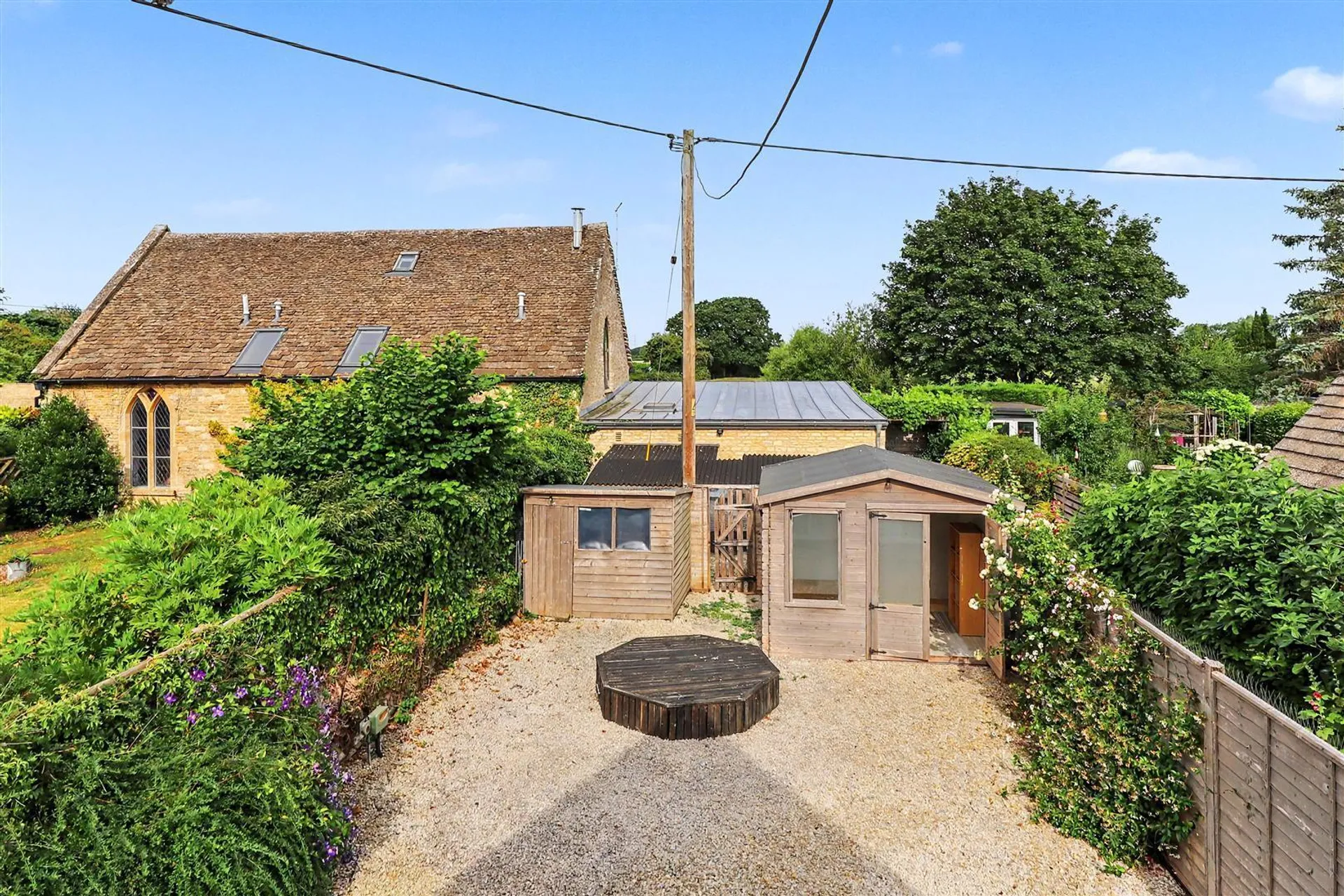 Property photo top 2