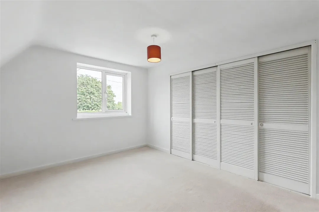 https://mr0.homeflow-assets.co.uk/files/photo/image/48190/9182/_x_/ouOoRPUrIUSEwXdtx9uQXQ.jpg
