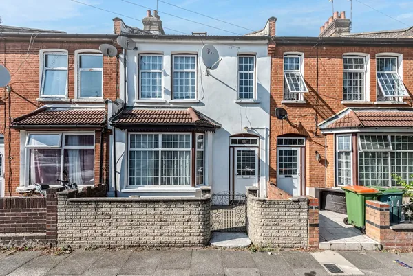 Southend Road, East Ham, E6