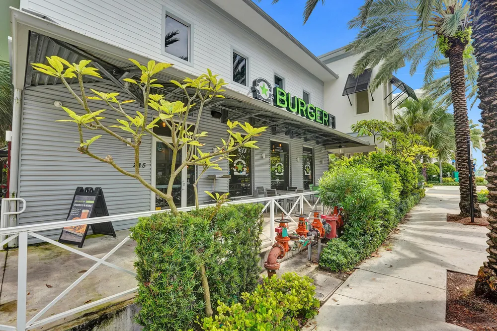 1412 NW 7th St, Pompano Beach, FL 33069