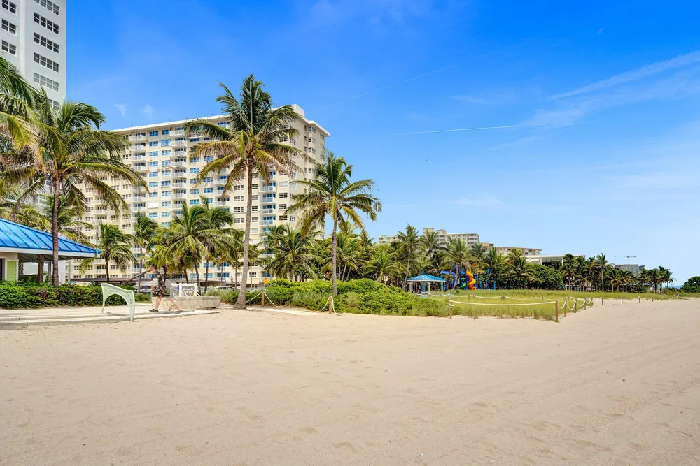 1412 NW 7th St, Pompano Beach, FL 33069