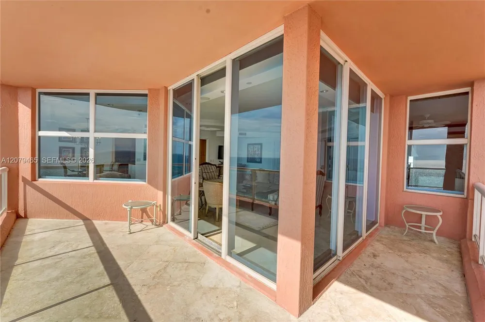 2100 N Ocean Blvd, Fort Lauderdale, FL 33305
