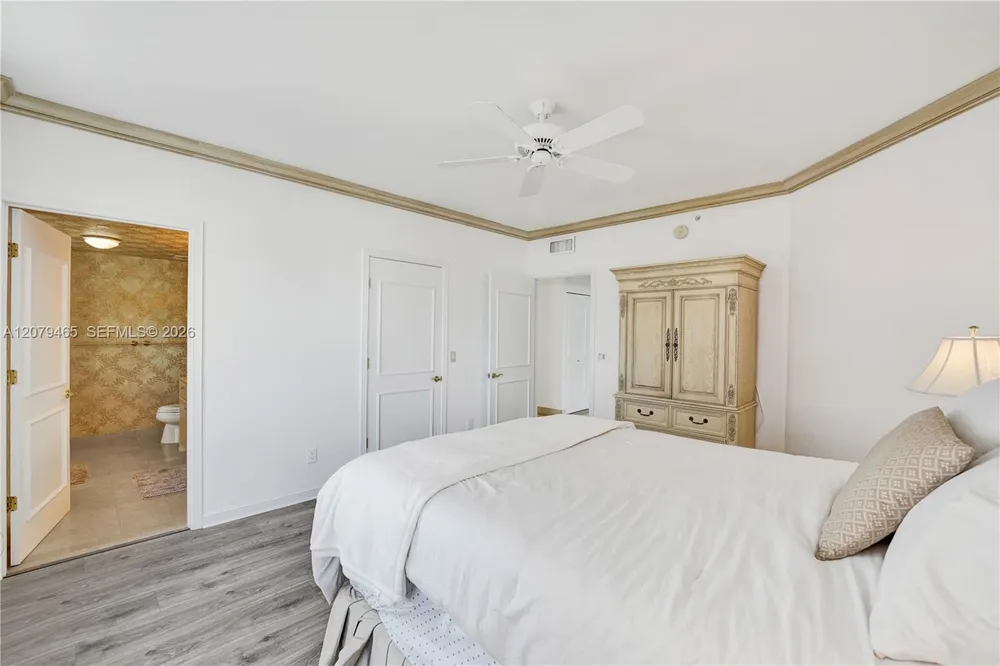 2100 N Ocean Blvd, Fort Lauderdale, FL 33305