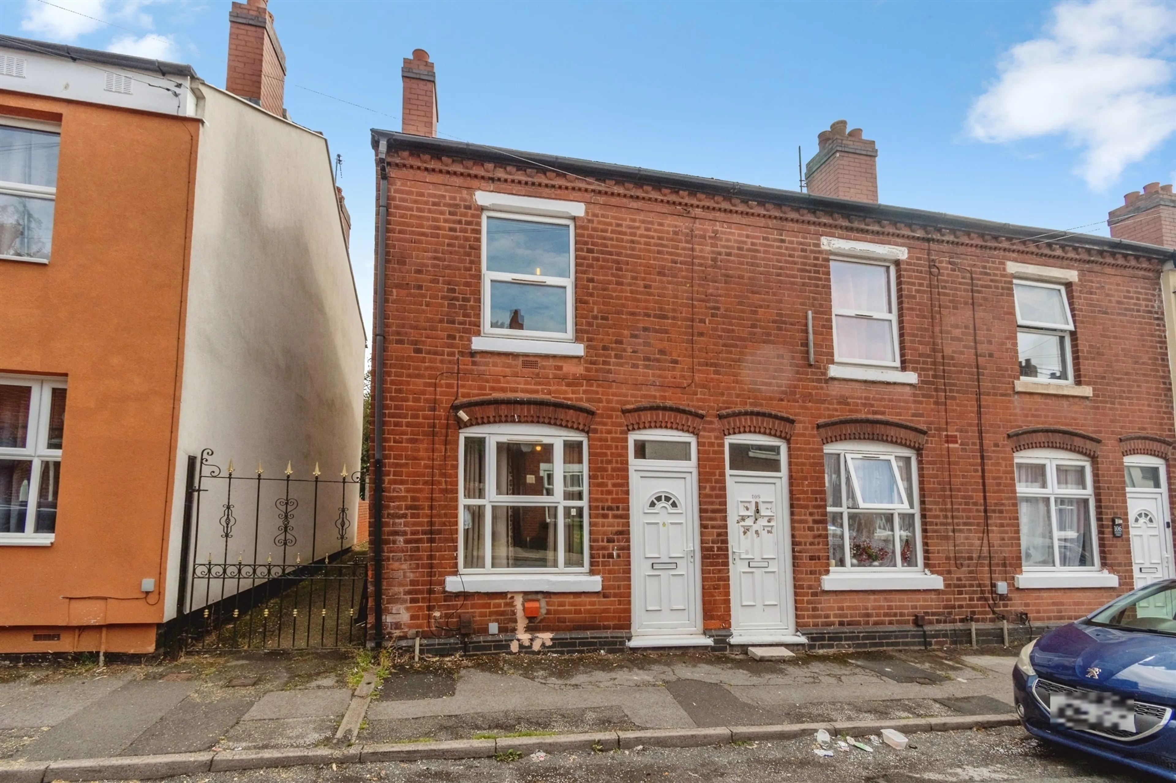 Property photo 0