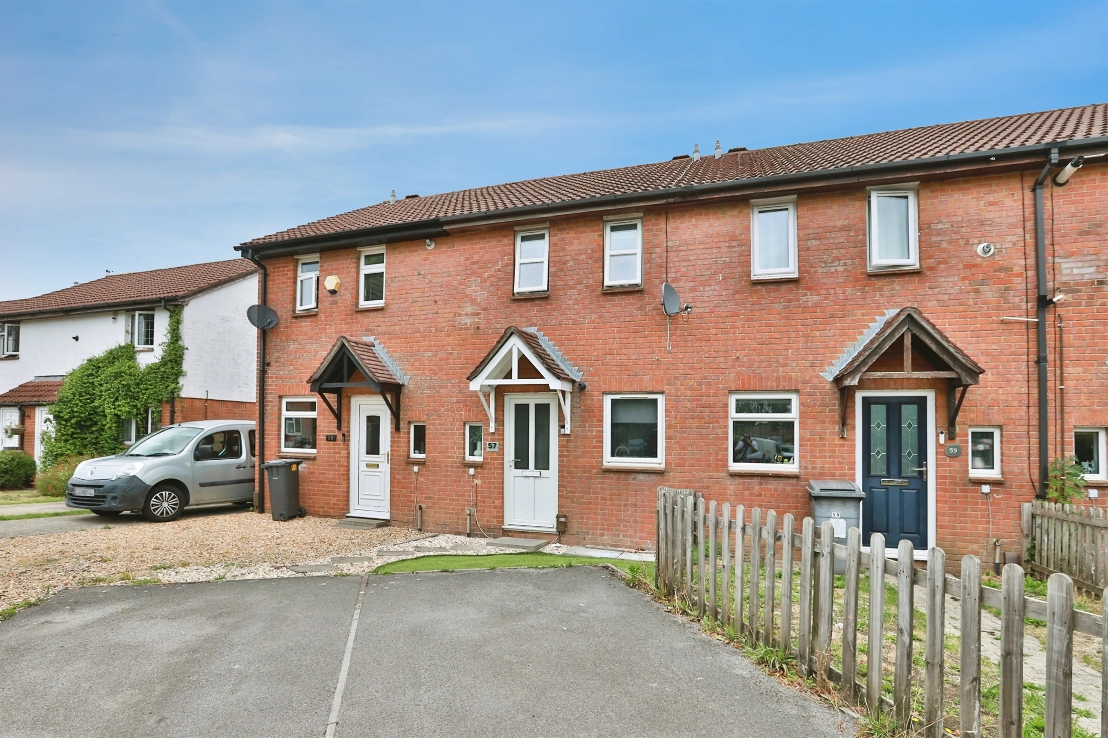Property photo 0