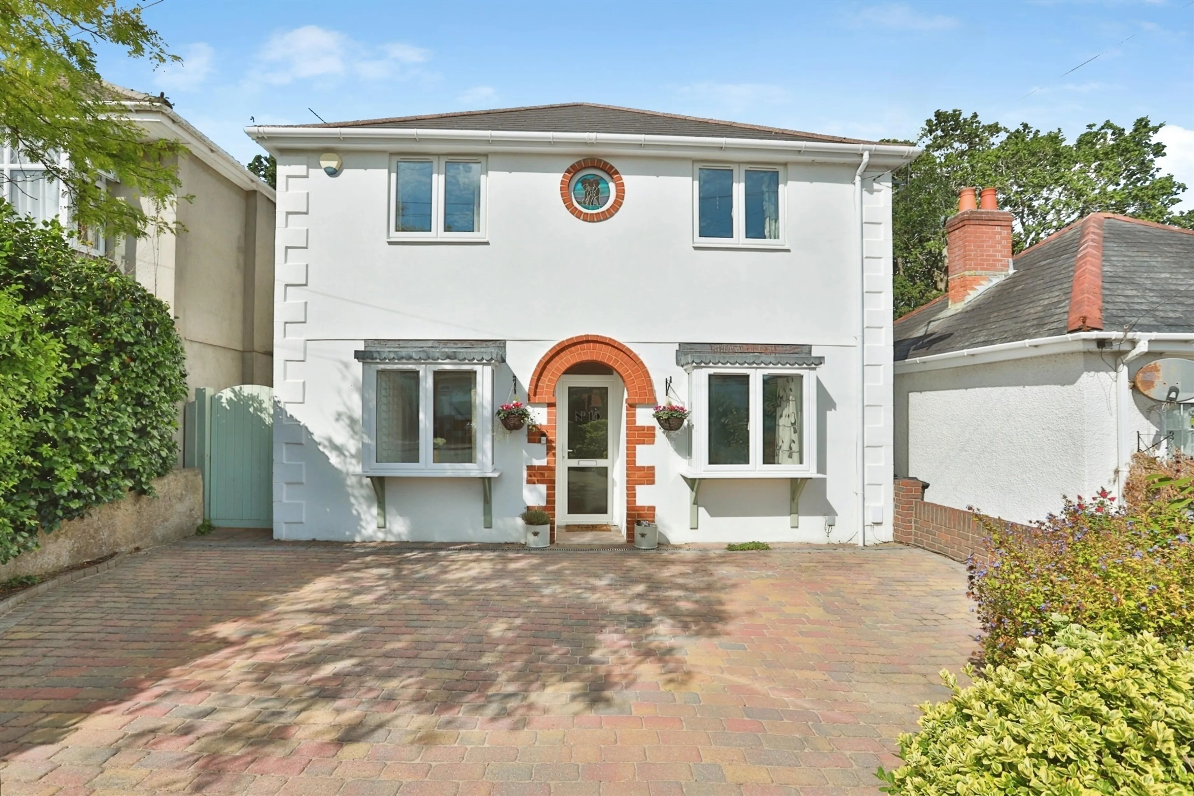 Property photo 0