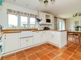 Goddard End, STEVENAGE thumb 3
