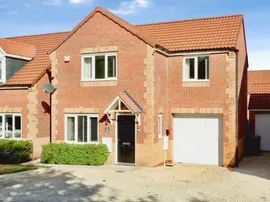 Parkgate Close, New Ollerton, Newark photo