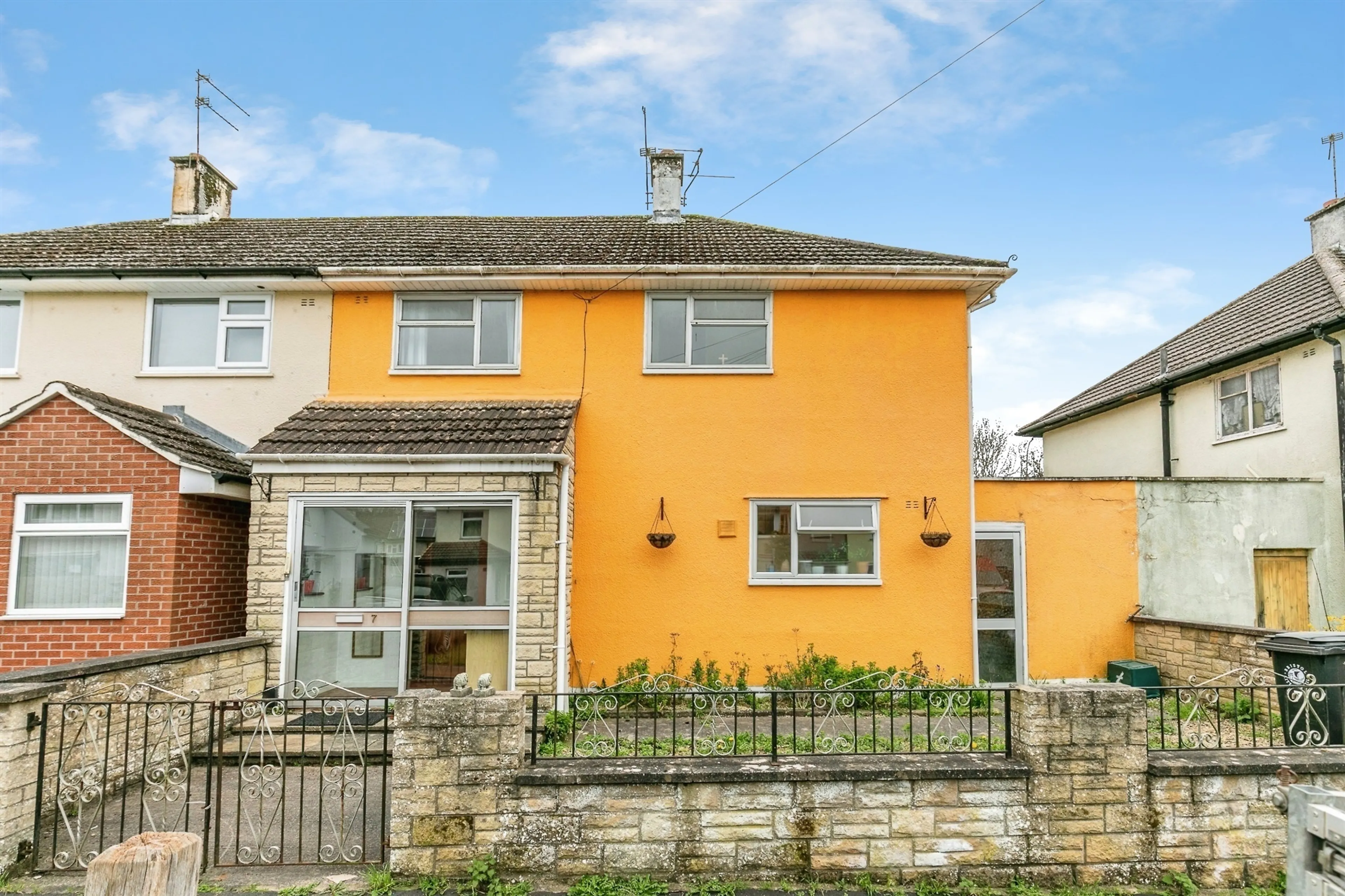 Property photo 0