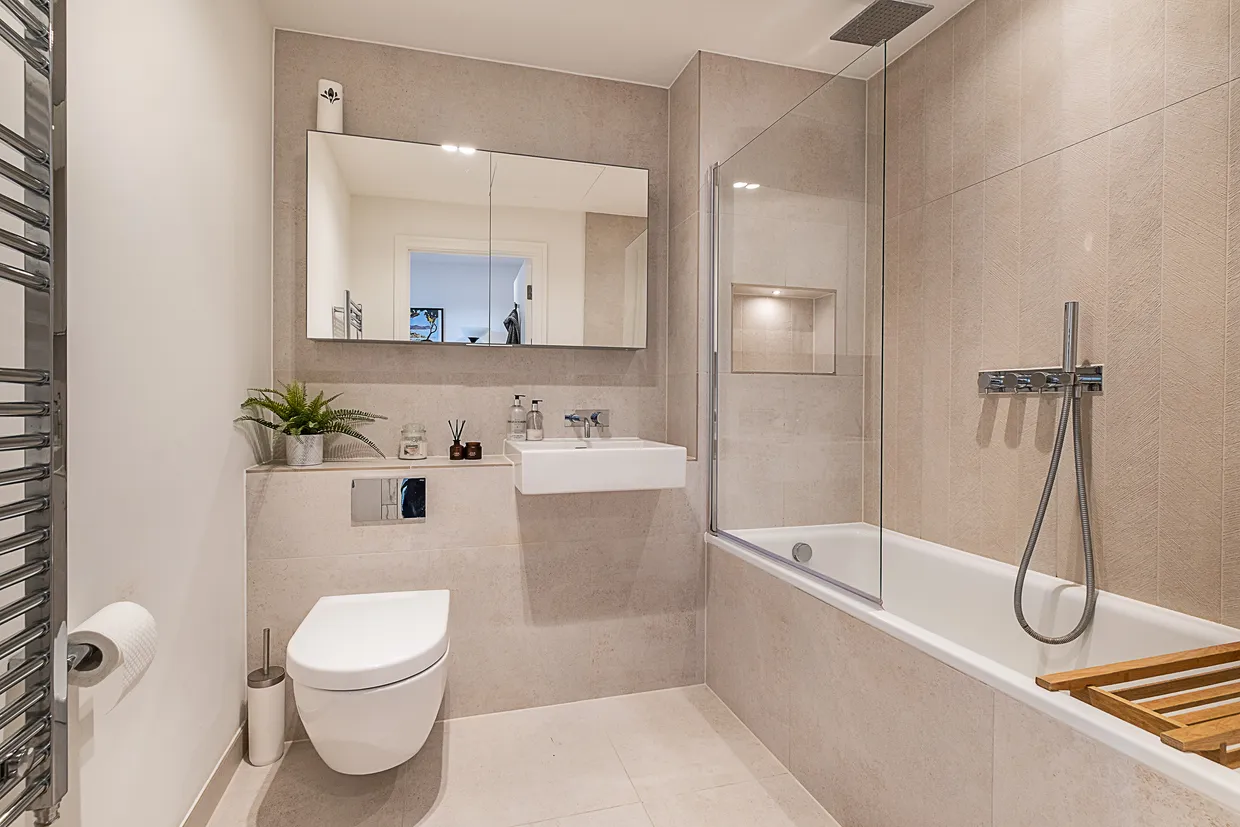 Essex Place, London, W4 photo 6