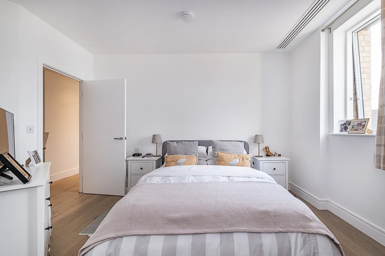 Essex Place, London, W4 photo 9