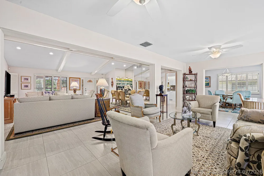 10433 Coralberry Way, Boynton Beach, FL 33436
